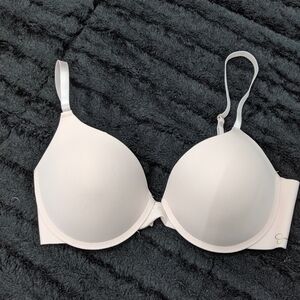 Jessica Simpson Cream Bra